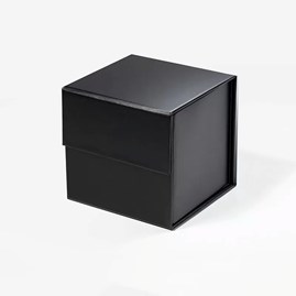 Czarne pudełko magnetyczne cube 120x120x120mm, kwadratowe opakowanie prezentowe