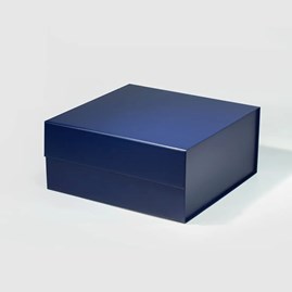 Granatowe kwadratowe pudełko prezentowe magnetyczne 280x280x129mm, matowe opakowanie